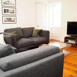 Beautiful Bohemian 2br Flat In The Cowgate Apartment