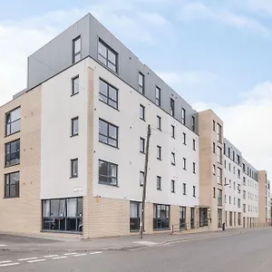  Apartment Beaverbank Place - Campus