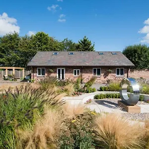 Holiday home Hillside House